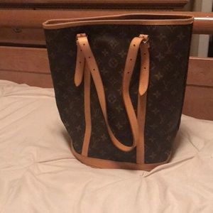 Louie Vuitton small tote